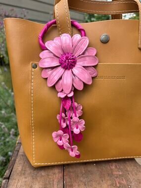 Flower Genuine Leather Bag Charm Pink Daisy Leather Purse Crossbody Keychain